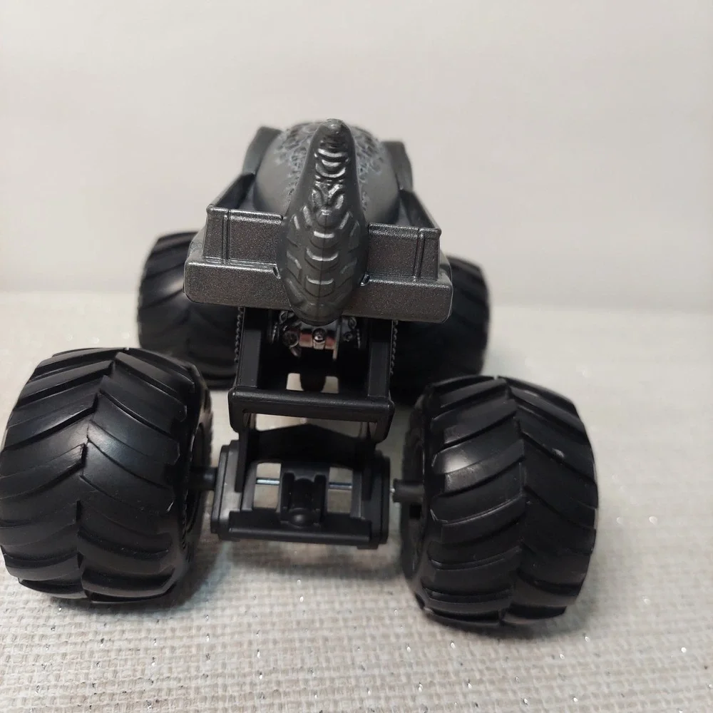 Hot Wheels Monster Trucks Mega-Wrex 1:24‎ Scale Die-Cast Dinosaur Mattel 2016